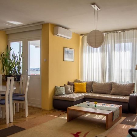 Sunny Apartment Belgrade Luaran gambar