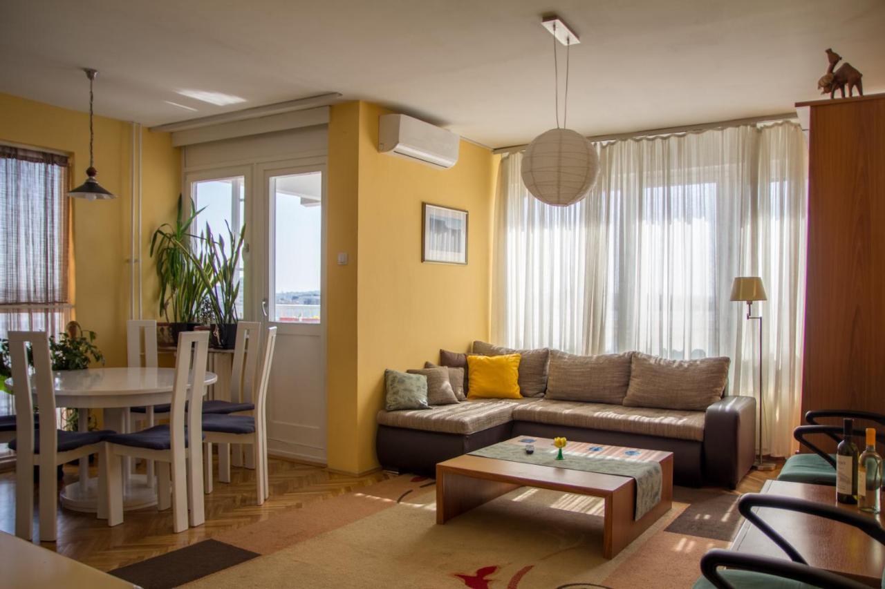 Sunny Apartment Belgrade Luaran gambar